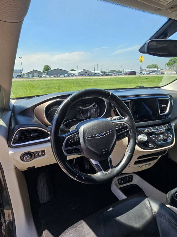 2018 Chrysler Pacifica Touring L