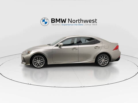 2017 Lexus IS 200t