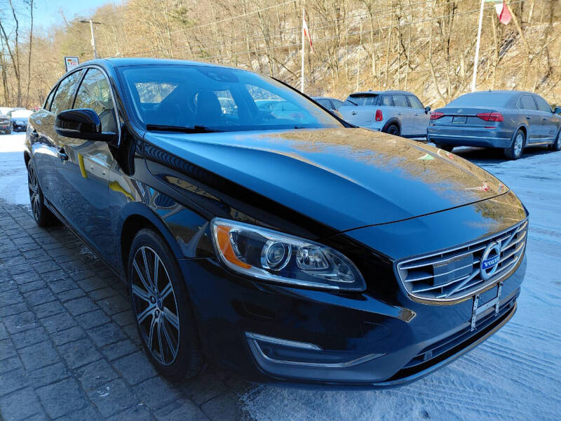 2016 Volvo S60 T5 Inscription Platinum
