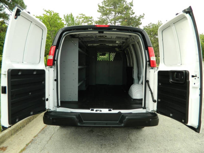 2021 Chevrolet Express 2500