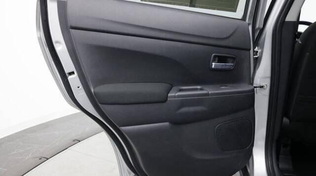 2024 Mitsubishi Outlander Sport ES