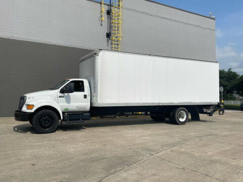 2013 Ford 26 FEET BOX TRUCK W/ LIFTGATE for sale at National Auto Group in Houston TX