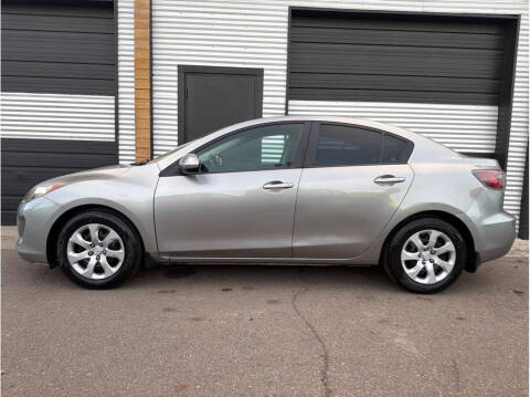 2013 Mazda MAZDA3 i SV