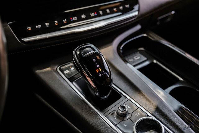 2024 Cadillac Escalade Sport