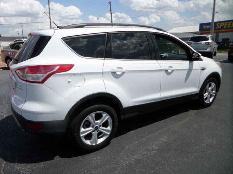 2016 Ford Escape SE