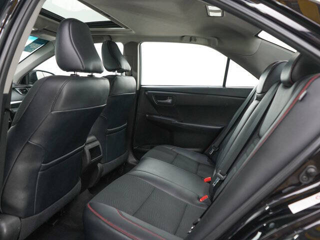 2016 Toyota Camry SE
