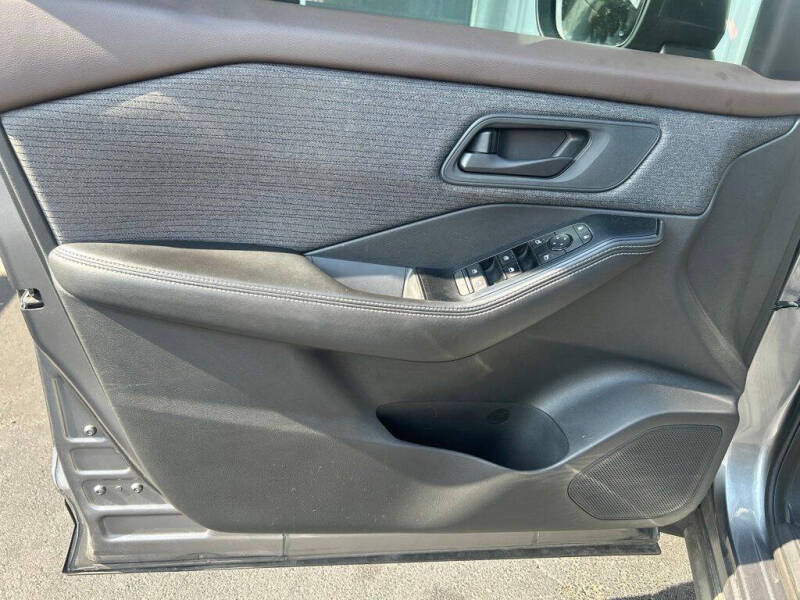 2021 Nissan Rogue S