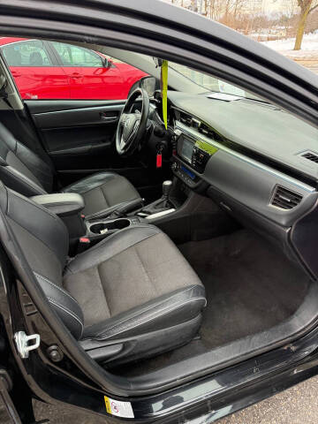 2015 Toyota Corolla S Plus