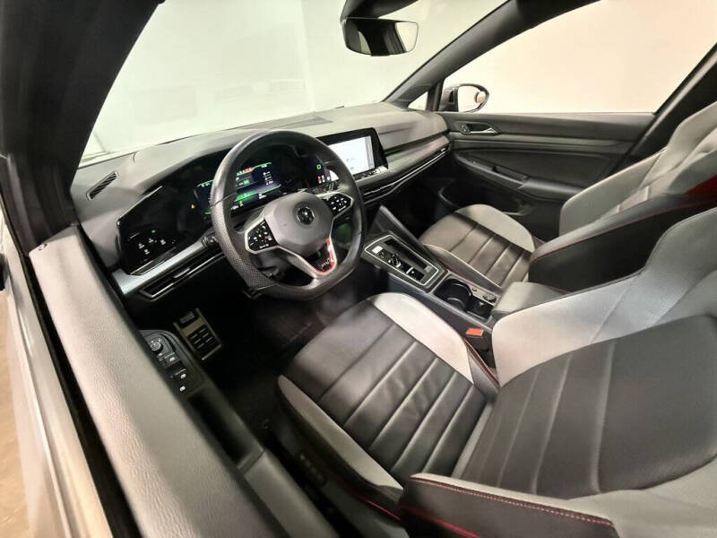 2022 Volkswagen Golf GTI Autobahn