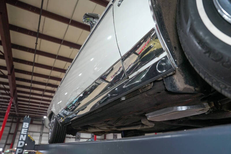 1983 Oldsmobile Ninety-Eight Regency