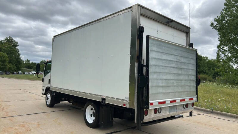 2018 Isuzu NPR