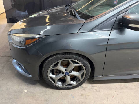 2017 Ford Focus ST