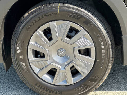 2026 Nissan Kicks S