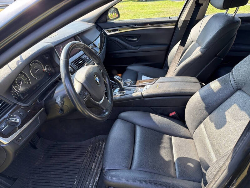 2016 BMW 5 Series 528i