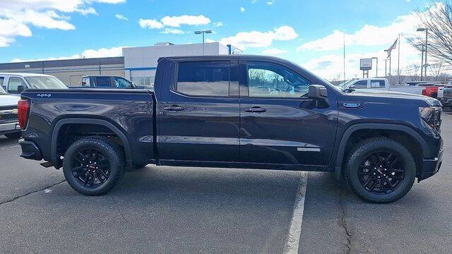 2026 GMC Sierra 1500 Elevation Standard