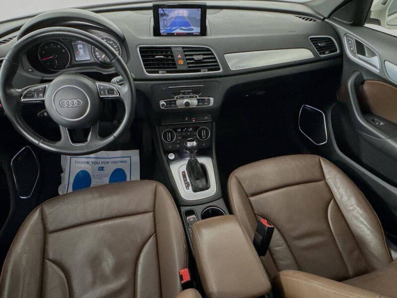 2017 Audi Q3 2.0T quattro Prestige