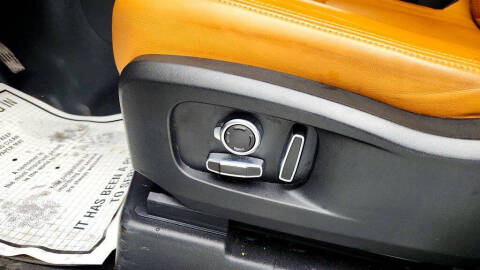 2023 Land Rover Defender 130 S