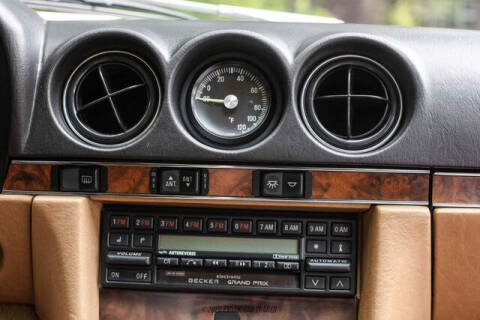 1987 Mercedes-Benz 560-Class 560 SL