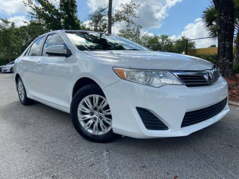 2014 Toyota Camry for sale at Car Net Auto Sales in Plantation FL