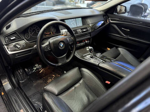2011 BMW 5 Series 550i