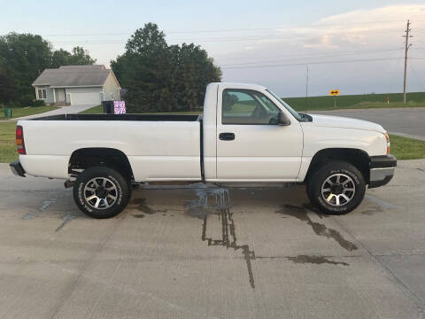 2006 Chevrolet Silverado 2500HD for sale at Bam Motors in Dallas Center IA