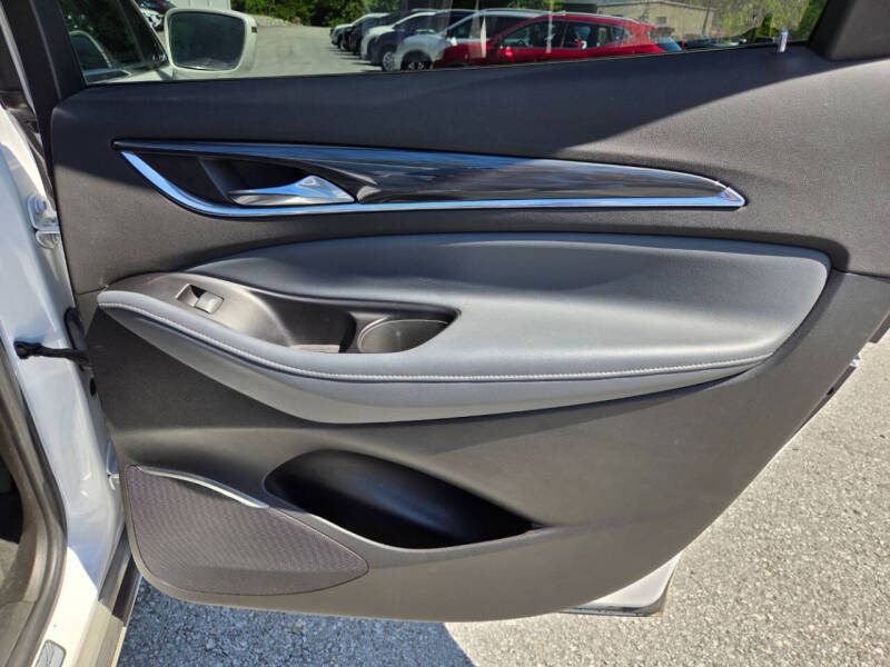 2018 Buick Enclave Essence