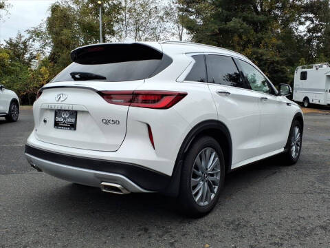 2025 Infiniti QX50 Luxe