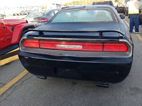 2012 Dodge Challenger SXT