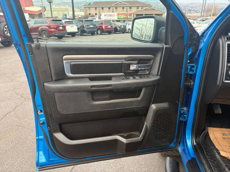 2022 RAM 1500 Classic Warlock