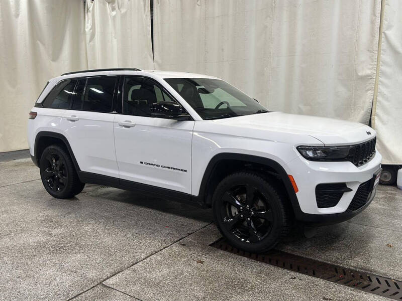 2023 Jeep Grand Cherokee Altitude