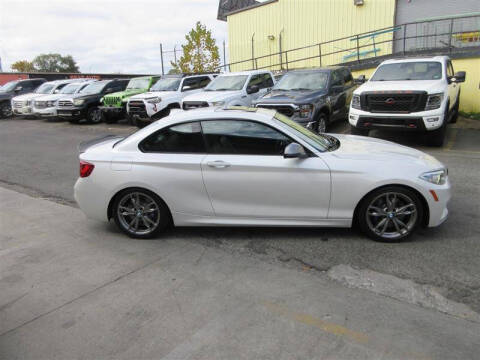 2016 BMW 2 Series M235i