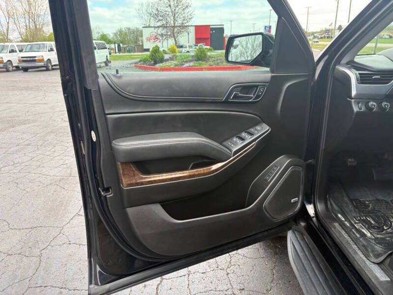 2019 Chevrolet Suburban LT