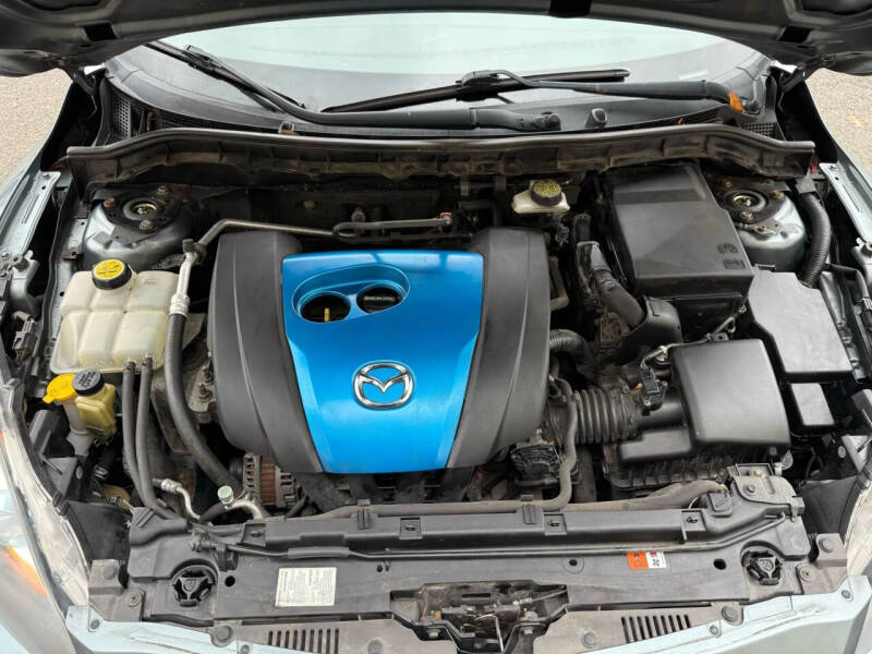 2013 Mazda MAZDA3 i Touring