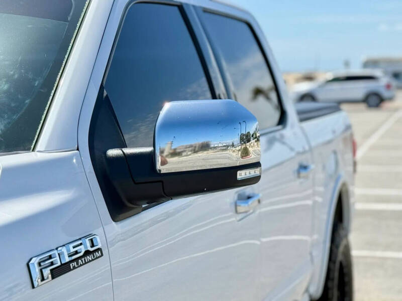 2017 Ford F-150 Platinum