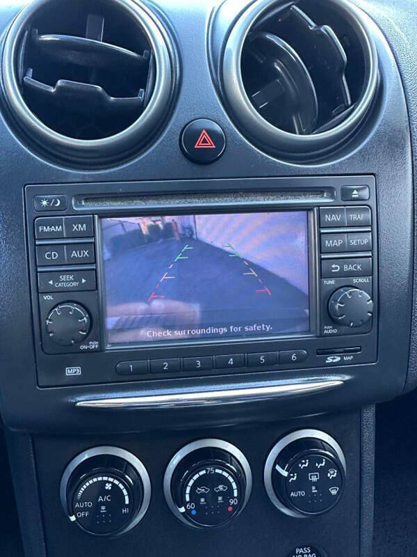 2011 Nissan Rogue SV