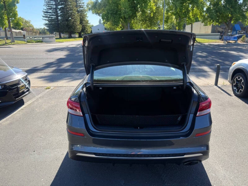 2020 Kia Optima LX