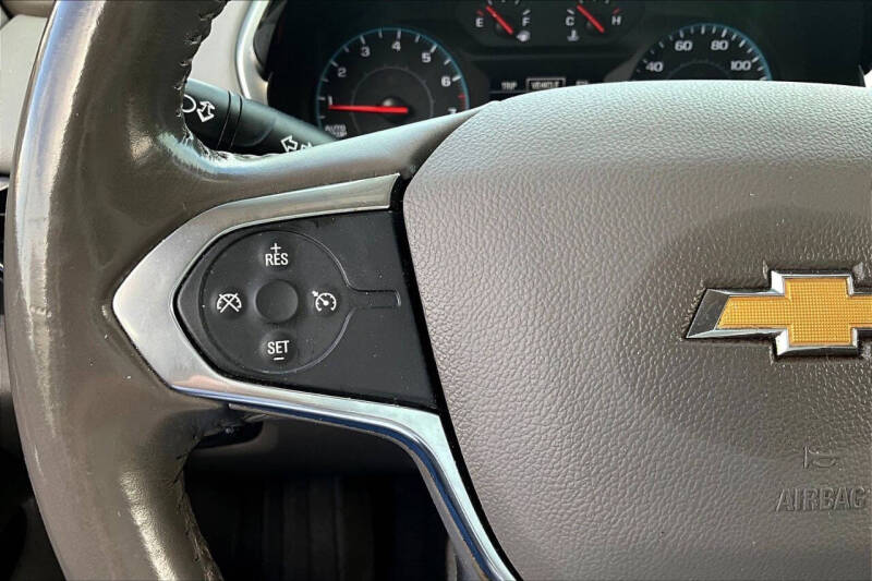 2021 Chevrolet Traverse LT Cloth