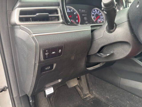 2023 Kia K5