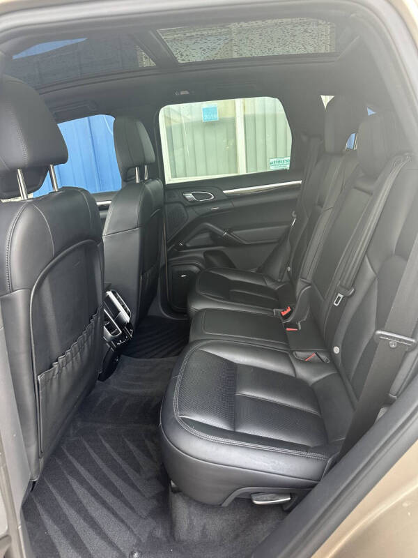 2016 Porsche Cayenne