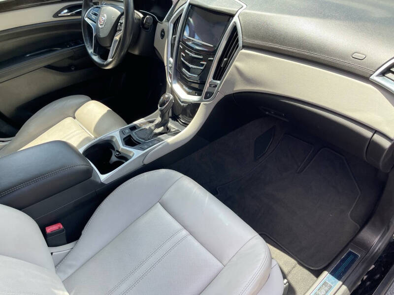 2016 Cadillac SRX Luxury Collection