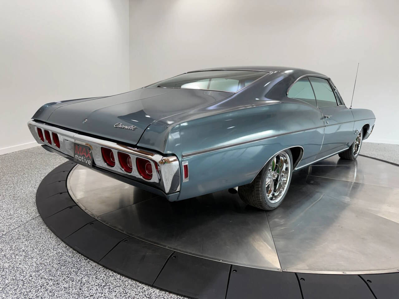 1968 Chevrolet Impala Fastback 12