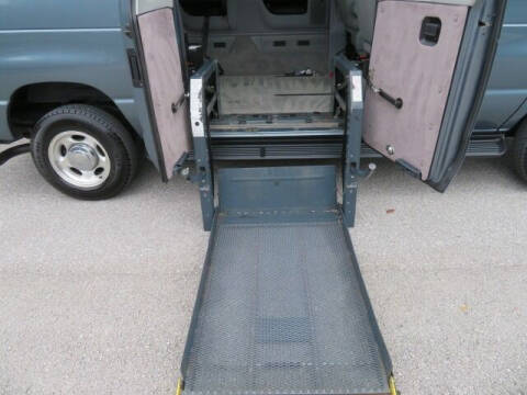 2014 Ford E-Series E-150 XLT