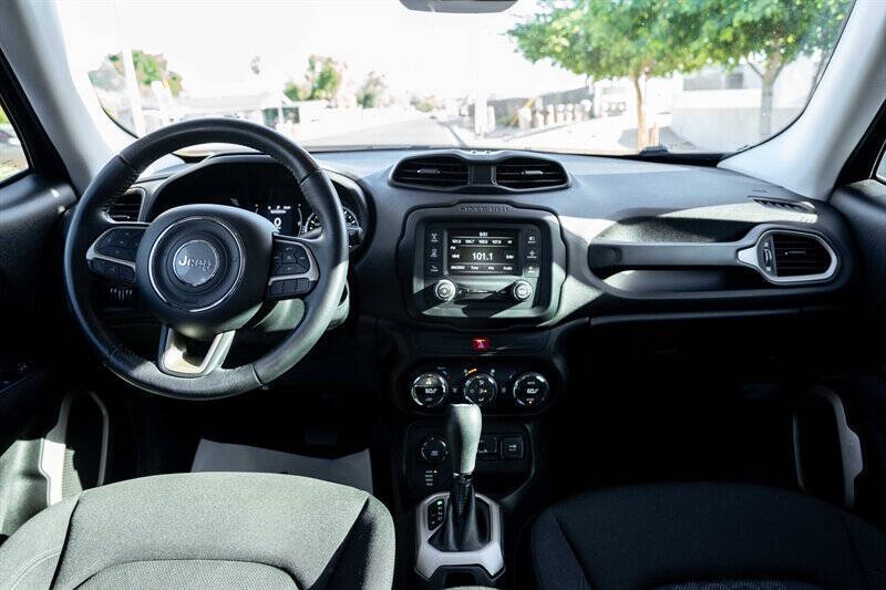 2017 Jeep Renegade Latitude