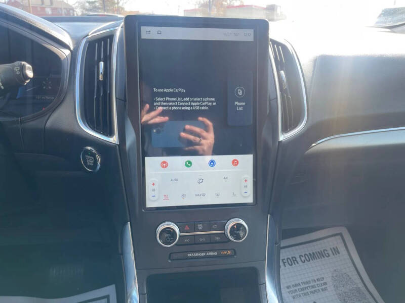 2022 Ford Edge