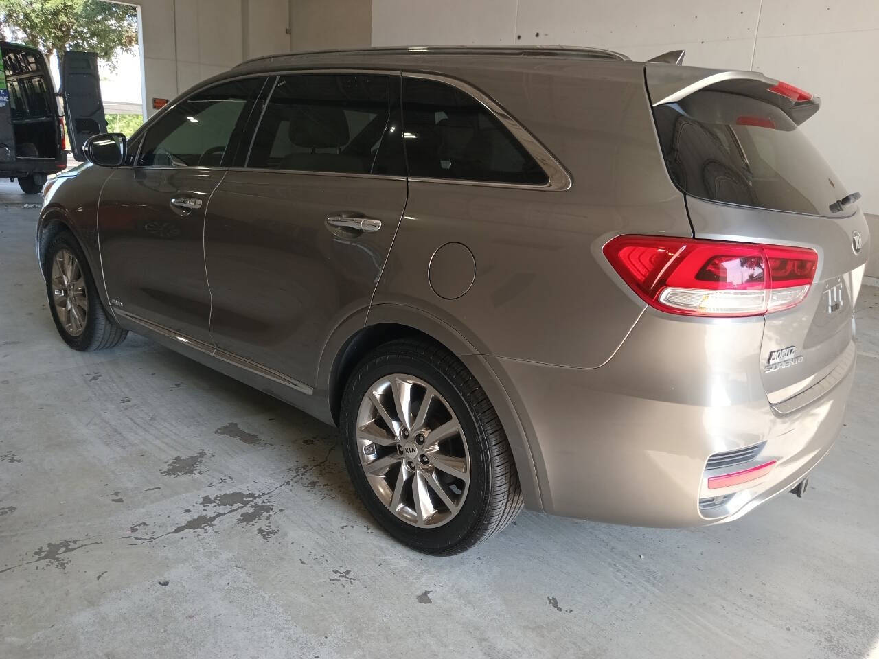 2016 Kia Sorento for sale at Auto Haus Imports in Grand Prairie, TX