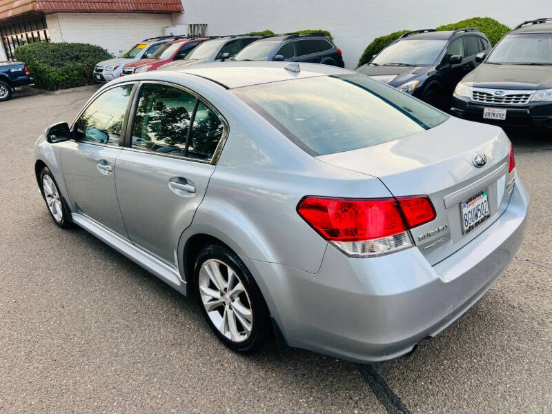 2013 Subaru Legacy 2.5i Limited