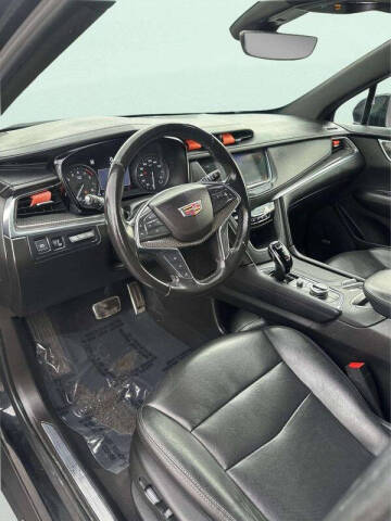 2020 Cadillac XT5 Sport