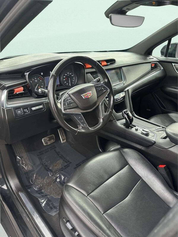 2020 Cadillac XT5 Sport