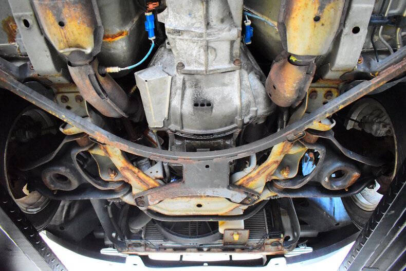 2004 Ford Mustang Deluxe