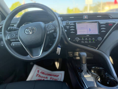 2020 Toyota Camry LE